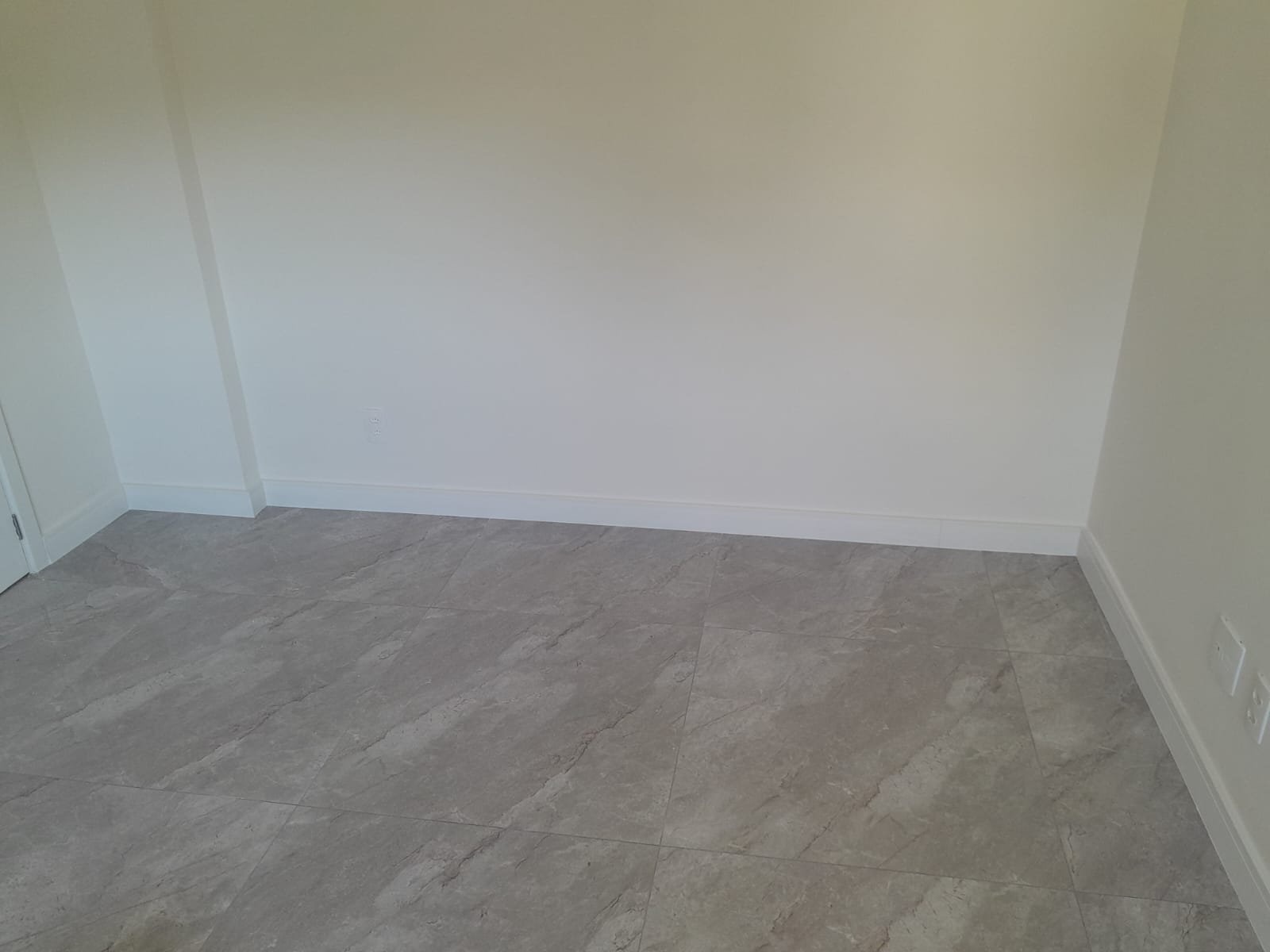 Instalação de Pisos e Rodapés - Imagem 7