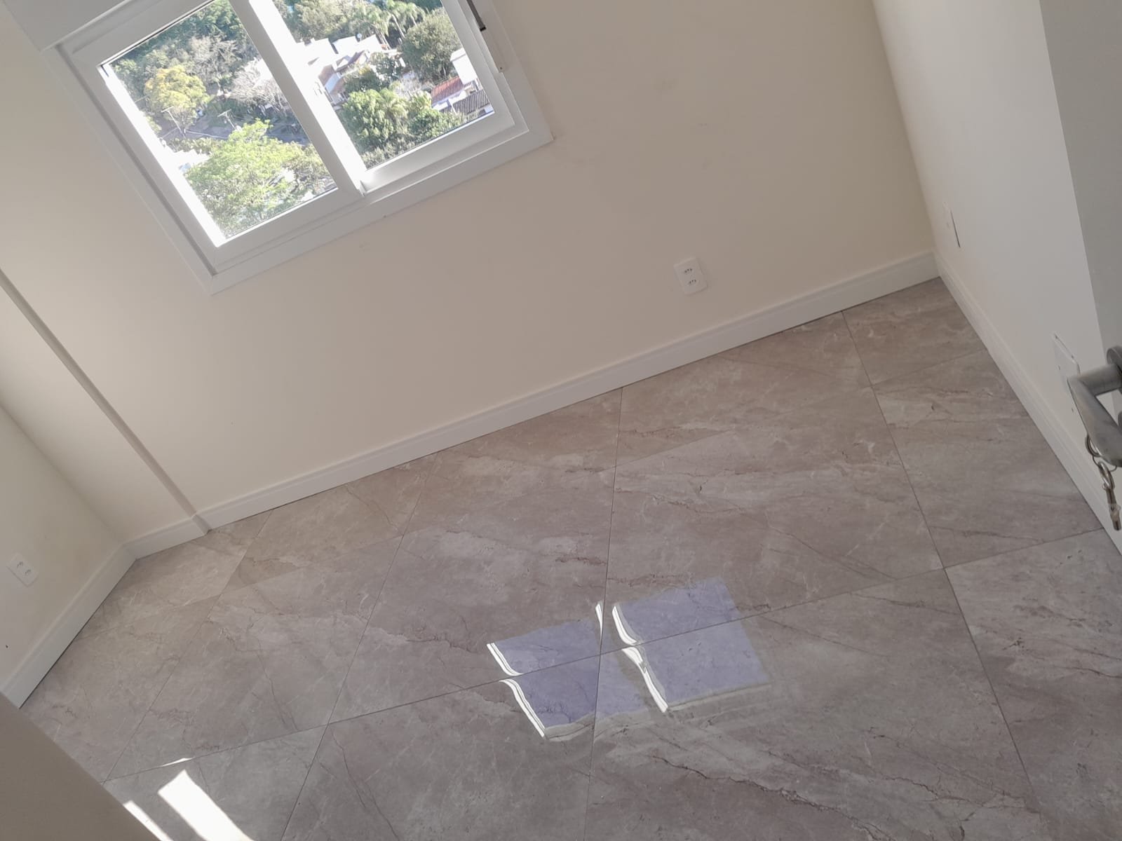 Instalação de Pisos e Rodapés - Imagem 8